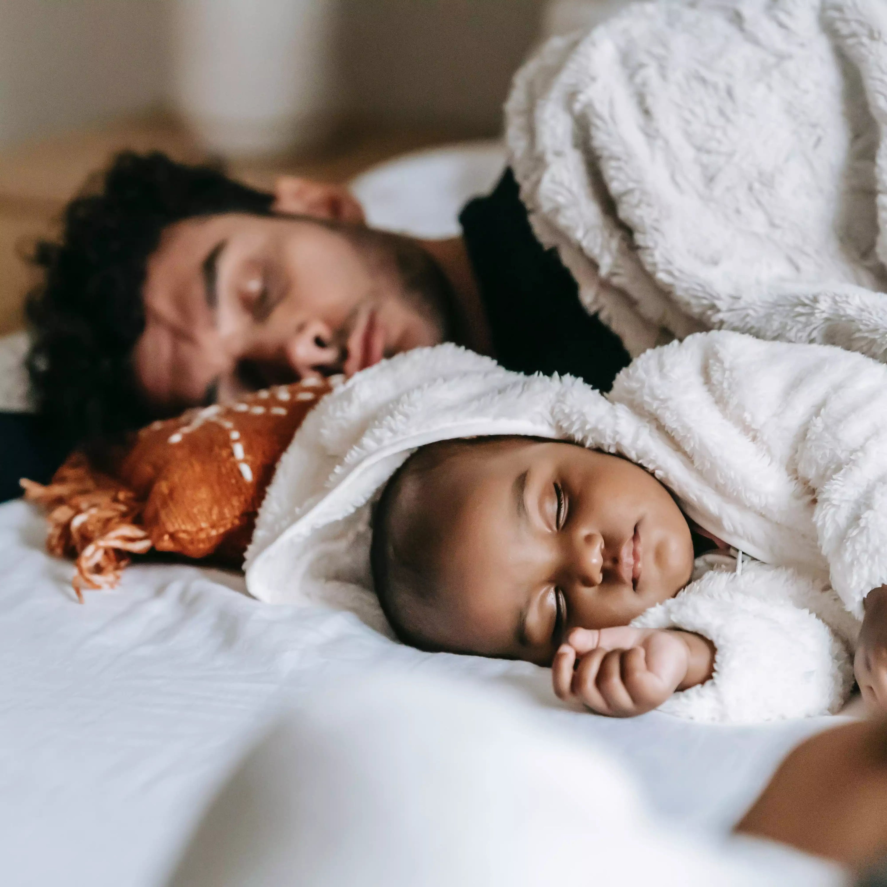 Co sleeping top with your baby